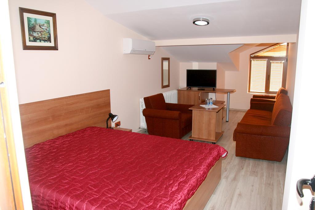 Interrum Hotel Razgrad Rum bild