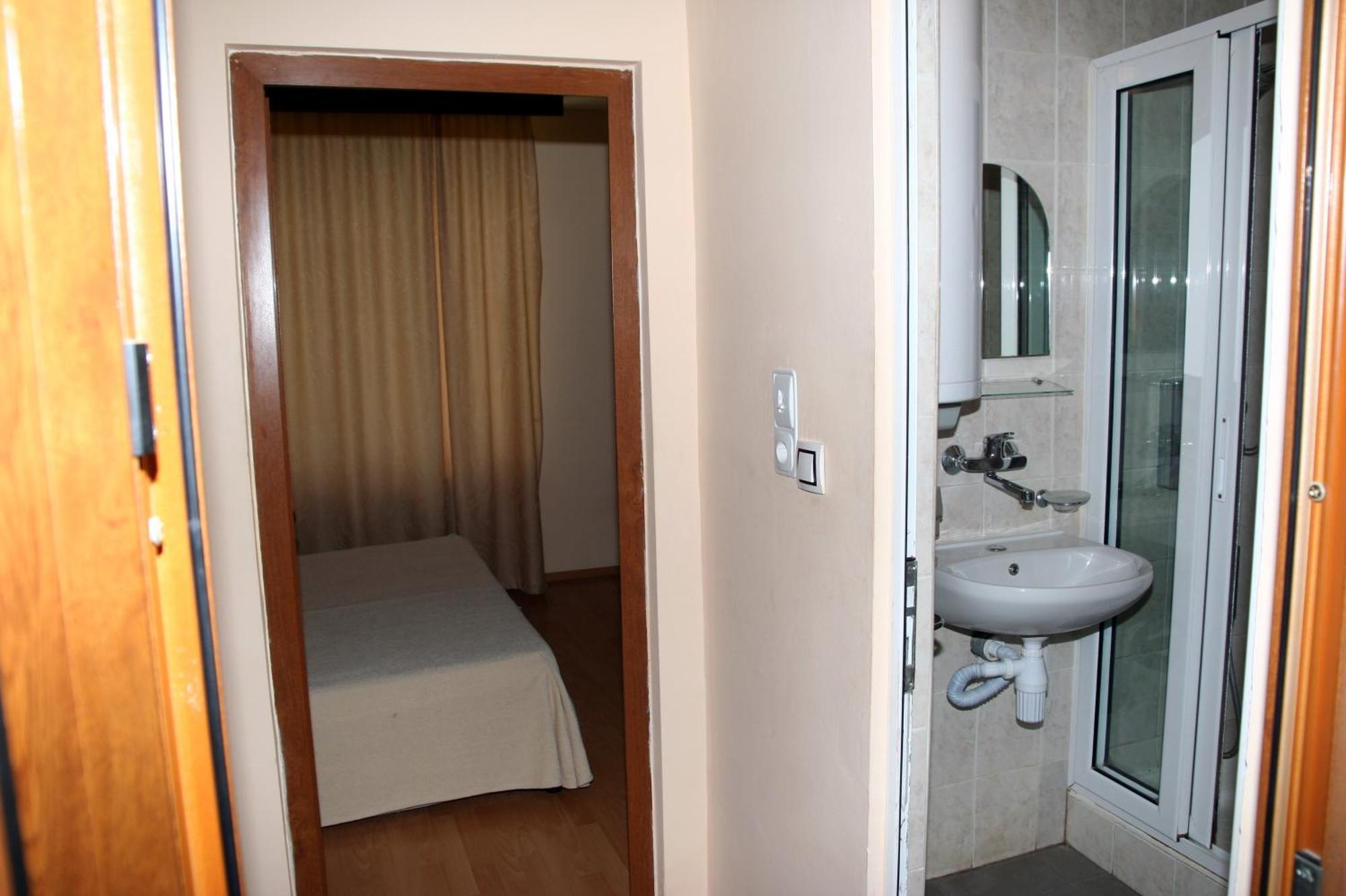 Interrum Hotel Razgrad Rum bild