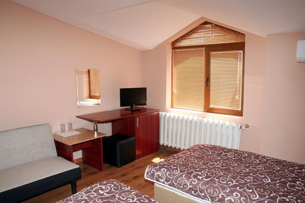 Interrum Hotel Razgrad Rum bild