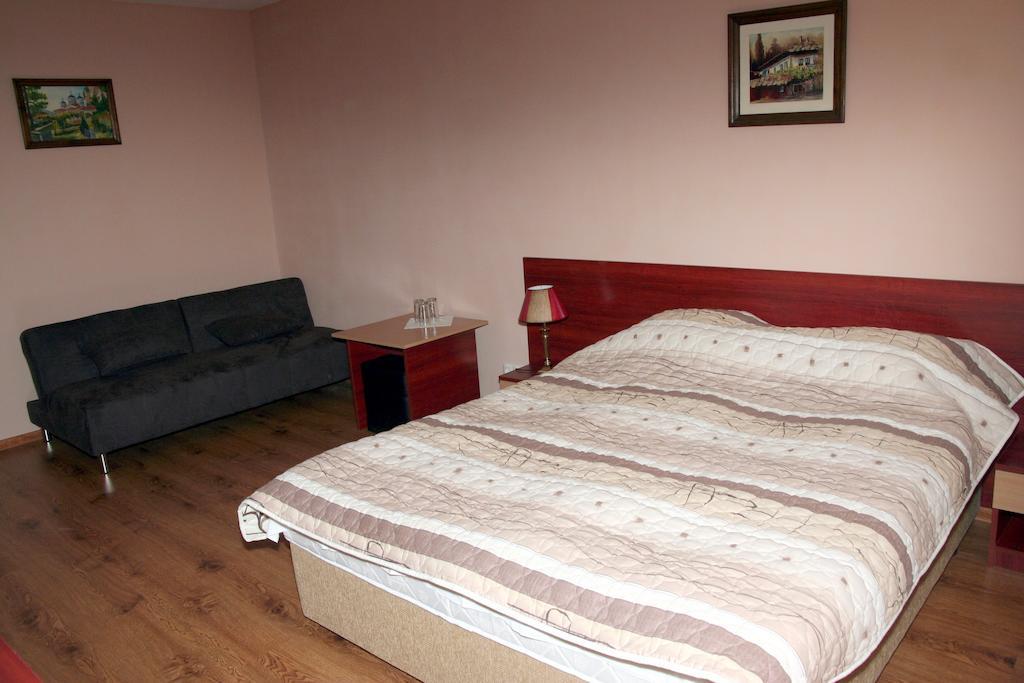 Interrum Hotel Razgrad Rum bild